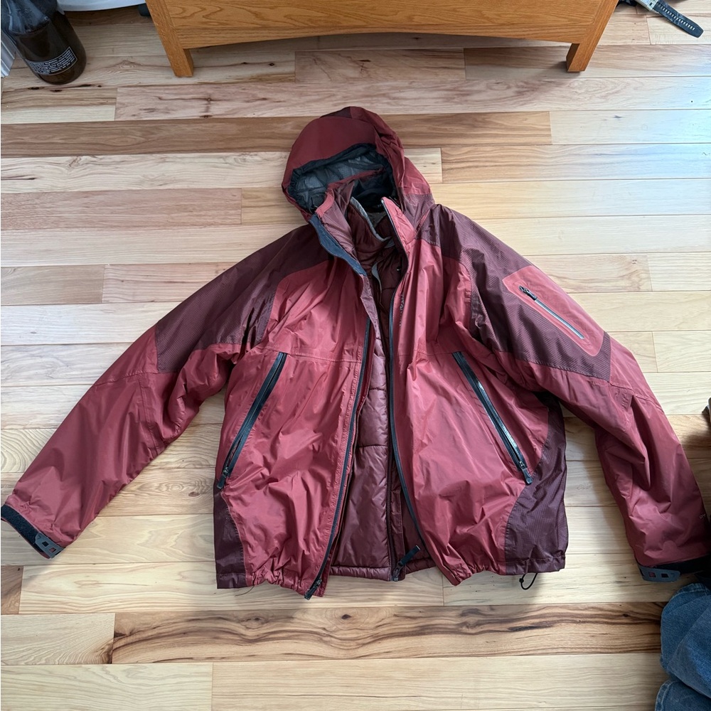 Columbia Men's Red and Brown Ski Jacket